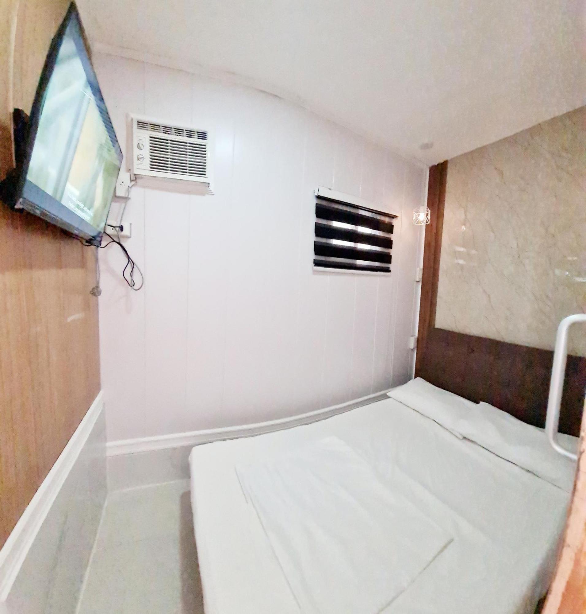 Dasma Lofts Hotel Near Dela Salle Dasma Dasmarinas Exterior foto